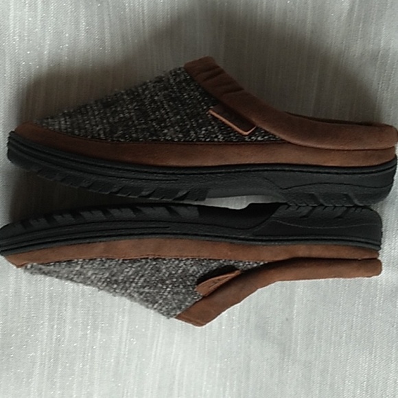 DF Dearfoams canvas Warm and Comfy Slippers Size 10-11 - Picture 2 of 7